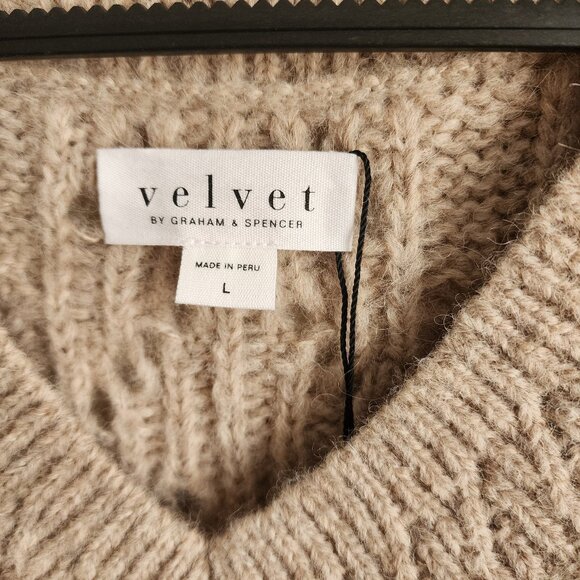 Velvet by Graham and Spencer Sade Alpaca Sweater NWT - Picture 4 of 5